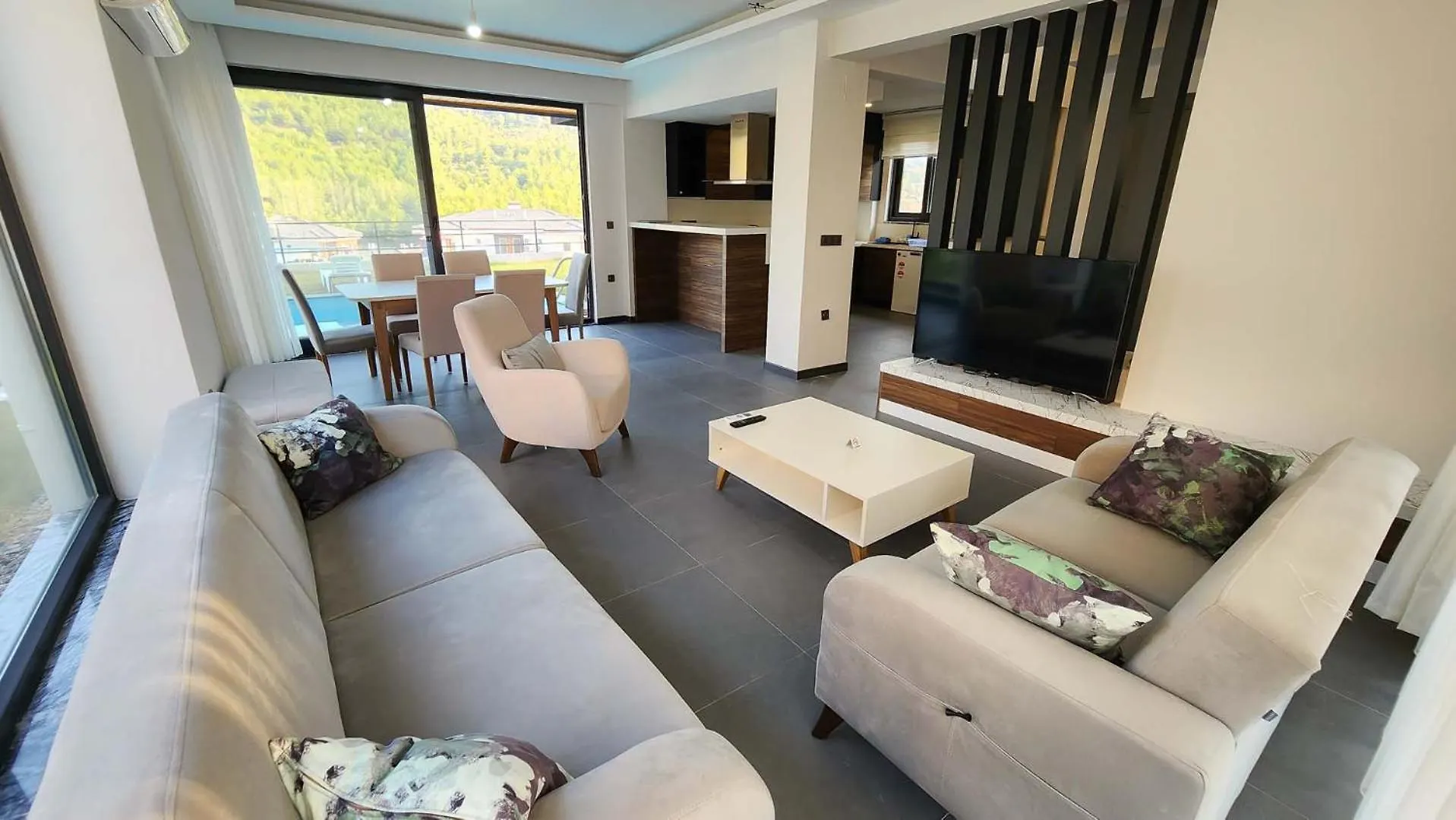 Villa Ala Oezel Havuzlu Даламан